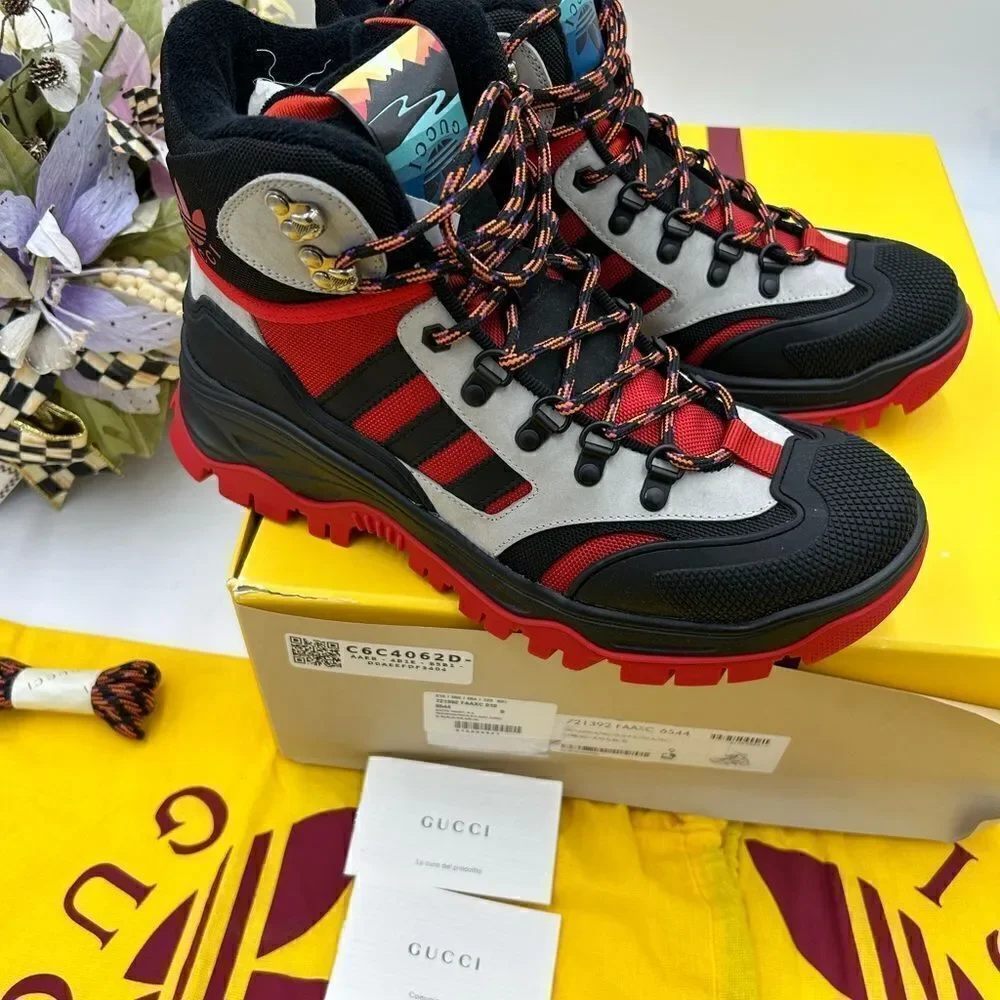 Men’s Gucci X Adidas, lace up trainer boots size 9, made in Italy
